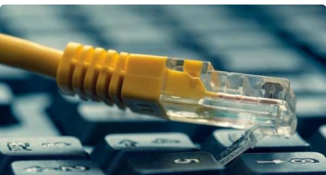 إستمرار انقطاع شبكة الاتصالات والإنترنت