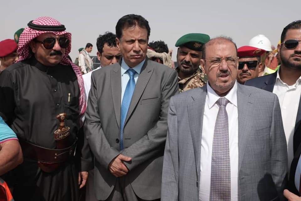 الشيخ سلطان البركاني ومحافظ المهرة يتفقدان سير العمل في مشروع مدينة الملك سلمان الطبية والتعليمية(صور)