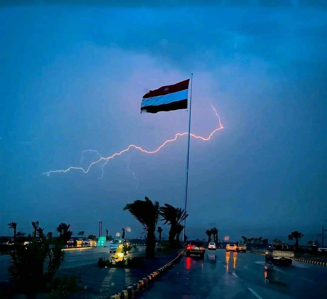 اتحاد كرة القدم يُقر إقامة معسكرا داخليا لمنتخب الناشئين في تعز. 