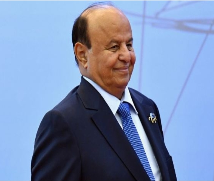 الكشف عن حقيقة رفض هادي تسليم الطائرة الرئاسية ولماذا استخدم الرئيس العليمي طائرة اخرى؟