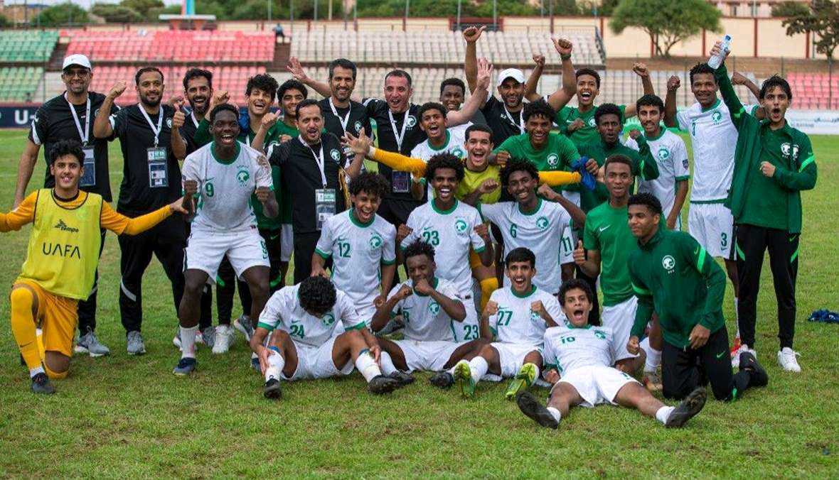 رئيس الوزراء يعلق على تأهل المنتخب الوطني الى نصف نهائي بطولة كأس العرب للناشئين
