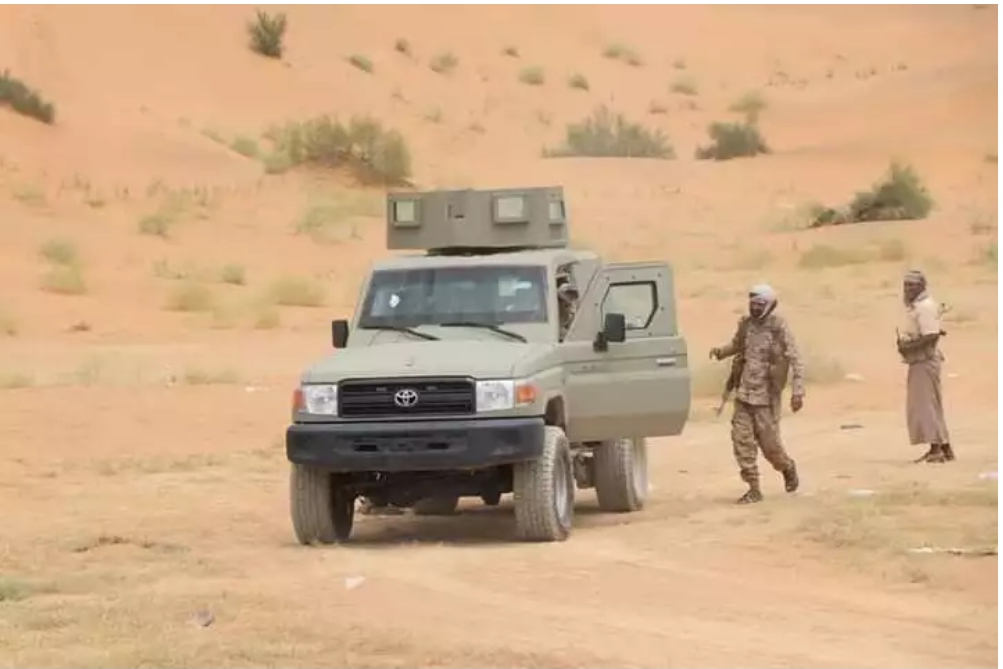 قيادة جبهة بيحان تقرر وقف حركة المرور في الطريق الواصل من وإلى بيحان 