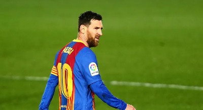 برشلونة تقدم عرضا أخيرا لميسي
