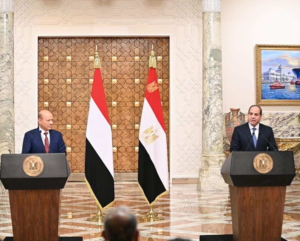 الرئيس العليمي: السيسي مثال للقائد الشجاع وصمام الأمان لبلده وملهم لنهضة حديثة