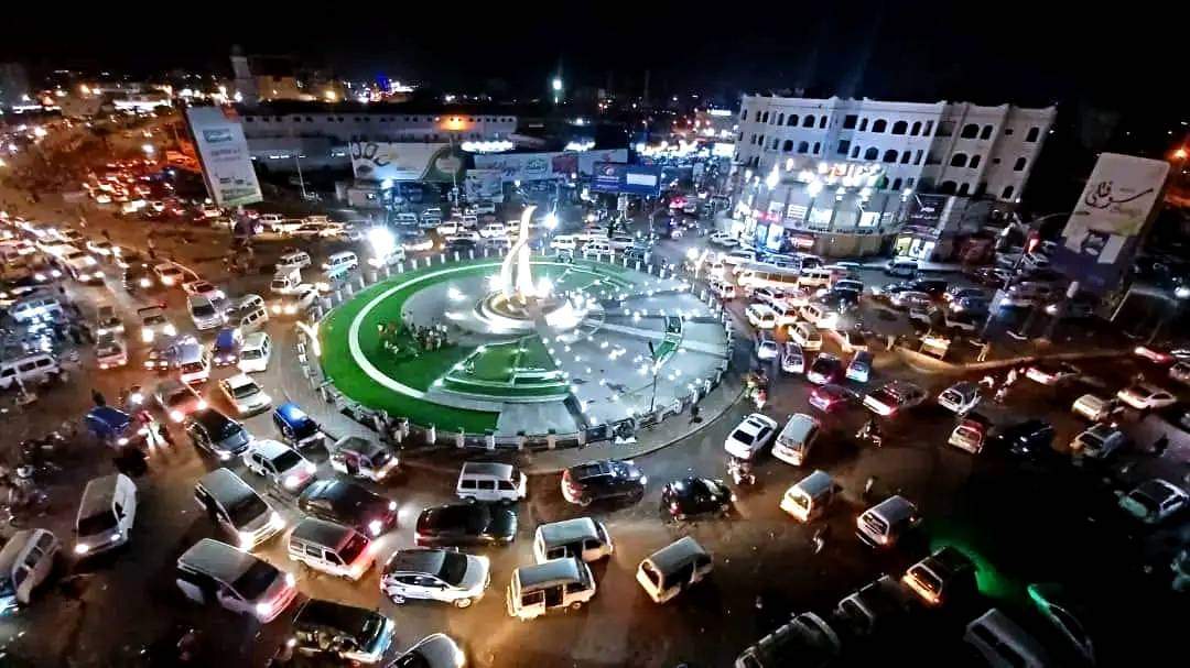 كهرباء عدن تناشد قيادة محافظة أبين بالتدخل للافراج عن ناقلات النفط الخام قبيل توقف المحطة غداً