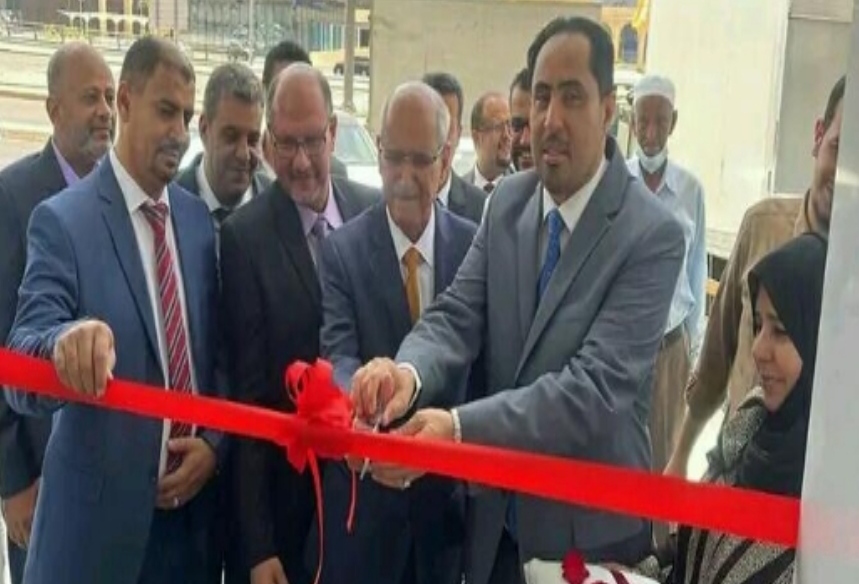 الحكومة اليمنية تفتتح مكتبا جديدا للخطوط الجوية اليمنية في السعودية