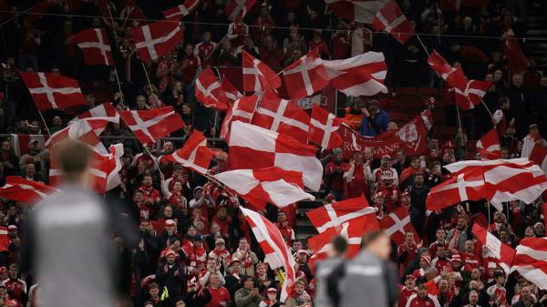 الدنمارك تلحق بألمانيا إلى النهائيات