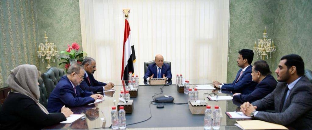 الرئيس العليمي يلتقي رئاسة هيئة التشاور والمصالحة