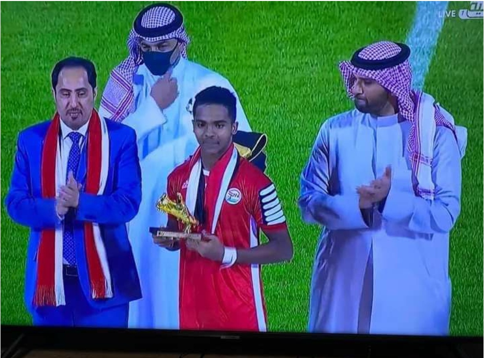 تعرف على مبابي اليمن.. اللاعب الصغير المتوج بلقب هداف بطولة غرب آسيا