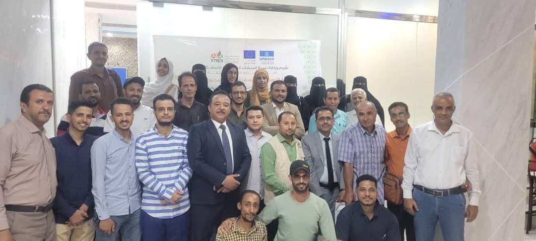 مدير عام ثقافة تعز يلتقي مبادرات شبابية ثقافية ووكالة تنمية المنشآت الصغيرة والأصغر