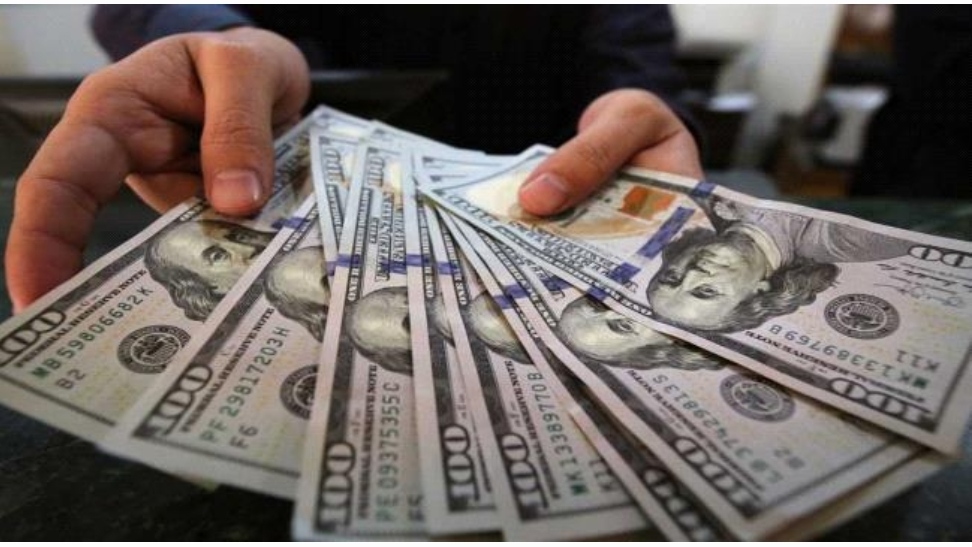 الدولار يواصل الانخفاض بعد بيانات تضخم امريكية