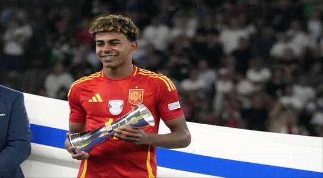ياسمين عز توجه نصيحة للإسبانيات اللاتي يعاكسن الشاب لامين جمال لاعب إسبانيا