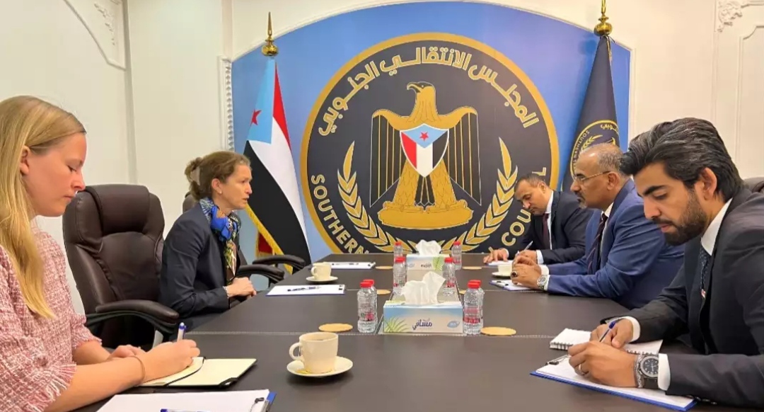 رئيس المجلس الانتقالي الزُبيدي يستقبل مبعوثة مملكة النرويج
