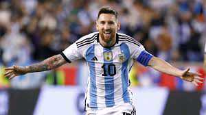 بطل العالم ميسي يكشف حقيقة اعتزاله الدولي عقب الفوز بلقب مونديال قطر 2022