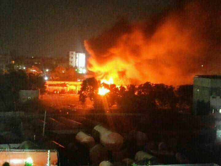 عاجل:طيران التحالف يشن عدة غارات على الحديدة