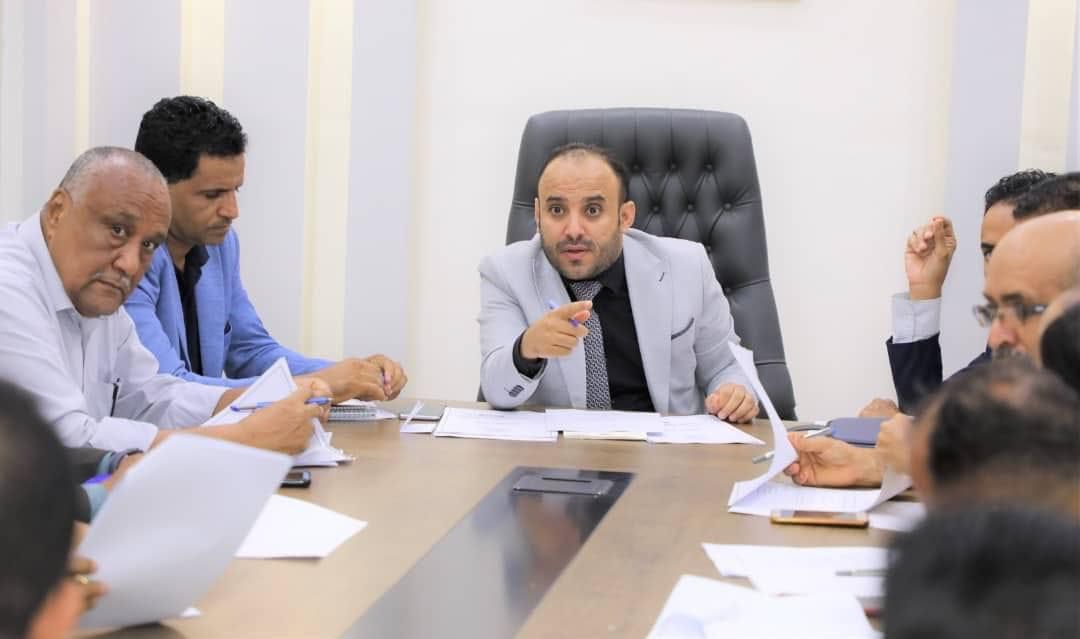 الوجيه يرأس اجتماعًا للجنة الفنية للبرامج والأنشطة الصيفية للعام 2023