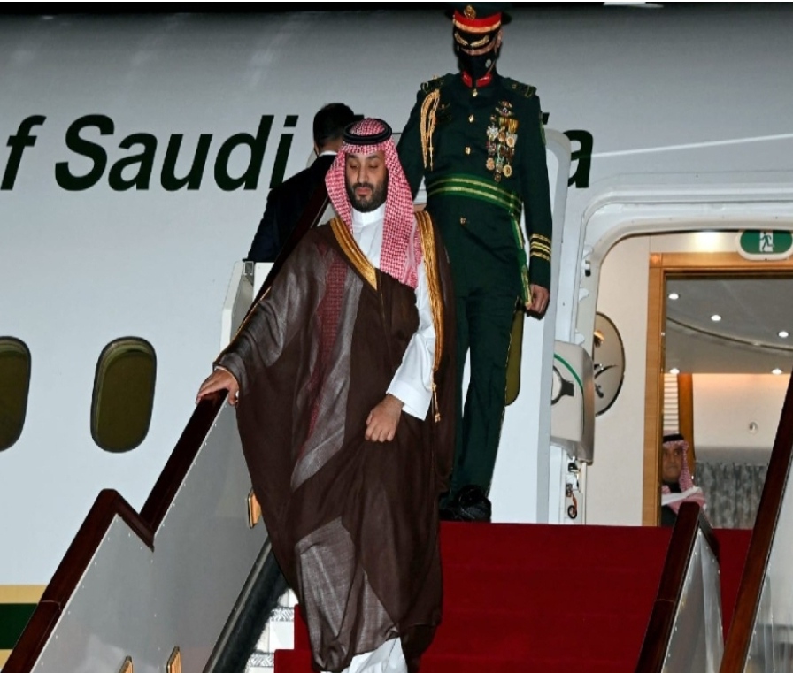 بتوجيه من الملك سلمان..ولي العهد السعودي يغادر المملكة الى القاهرة - تعرّف على المهمة