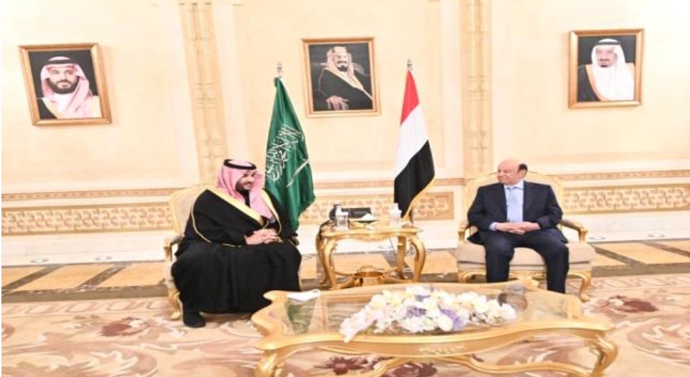 تفاصيل لقاء جمع الرئيس هادي بنائب وزير الدفاع السعودي