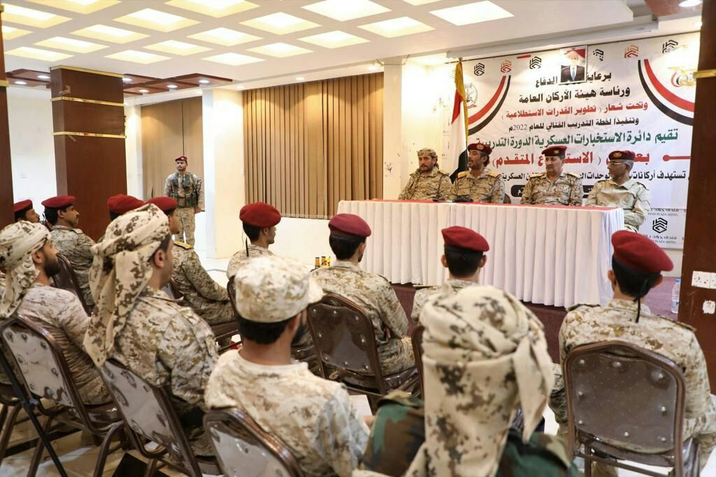 رئيس الأركان: توّحدت بندقية اليمنيين وسنتوجّه جميعا صوب صنعاء. 