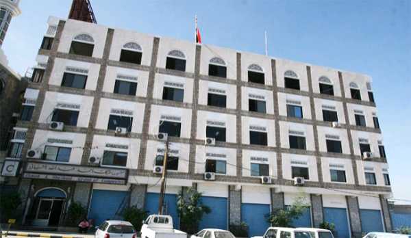 مسؤول في الحكومة الشرعية يكشف تفاصيل جديدة بشأن قضية شركات الشيباني