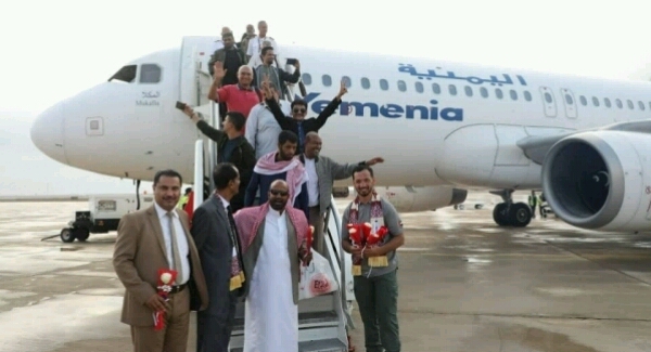الشرعية تعلن تشغيل أحد مطارات اليمن المتوقفة وتحدد موعد استئناف الرحلات