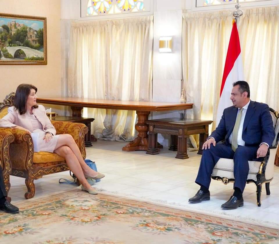 رئيس الوزراء يستقبل وزيرة الخارجية السويدية