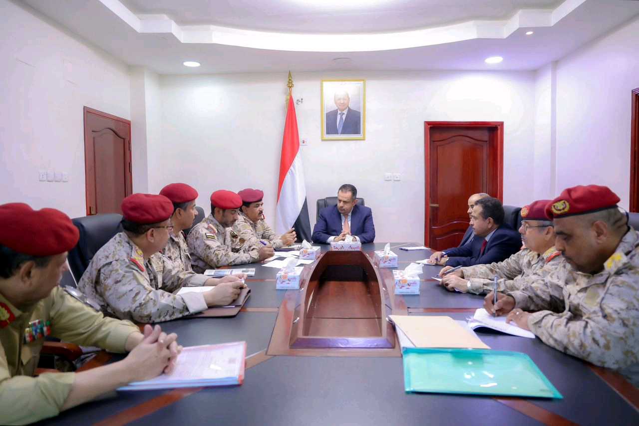 الحكومة الشرعية تصدر توجيهات تخص المقاتلين في الجبهات