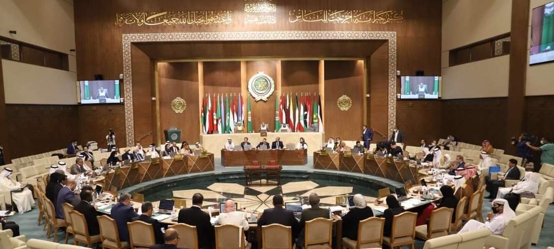 البرلمان العربي يدين اعتداءات الحوثي على قاعدة العند العسكرية 